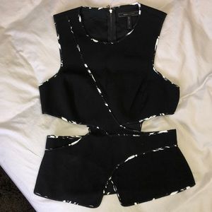 BCBG cutout style Top